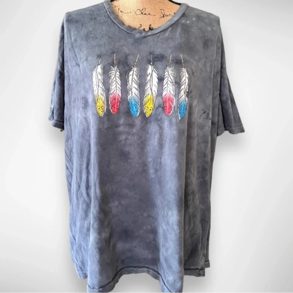 Pimatee Gray Tie Dye South‎ Dakota Feather T Shirt | Size 2X